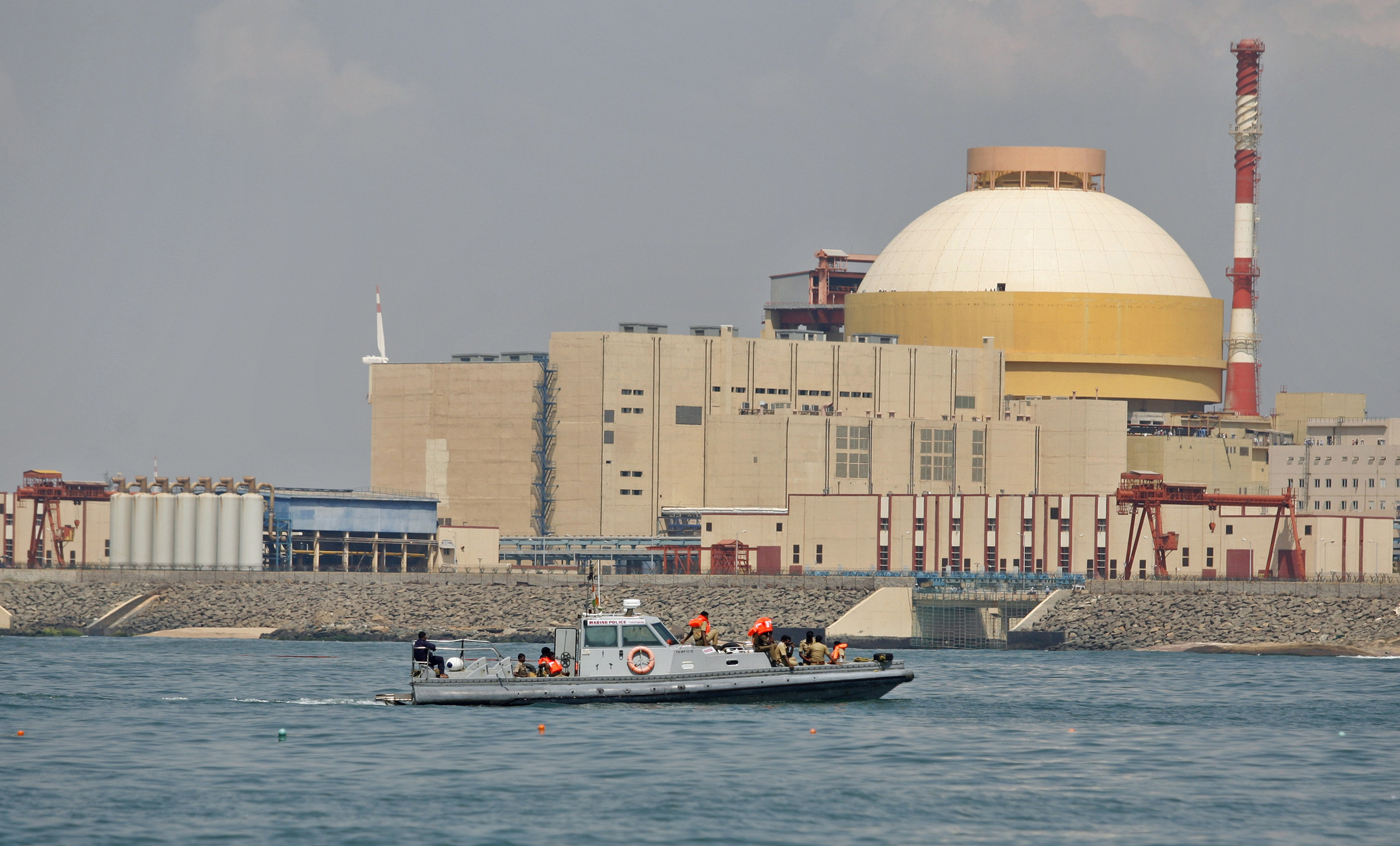 Second nuclear power unit at Kudankulam connected to grid 